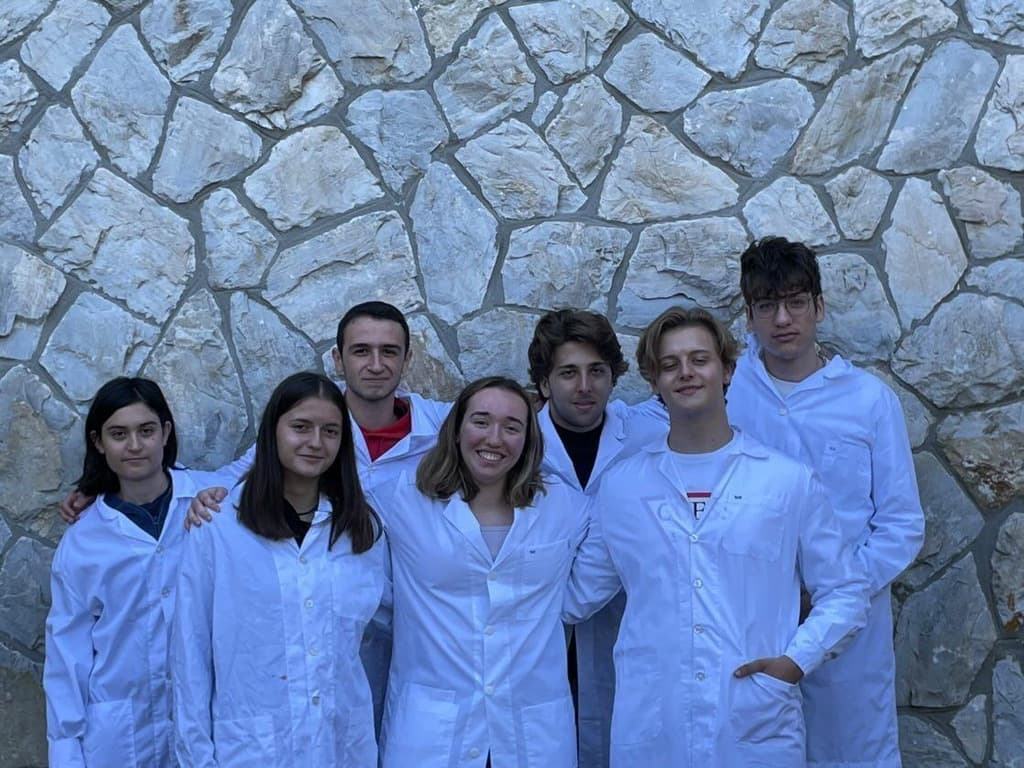 Wet lab group, 2022